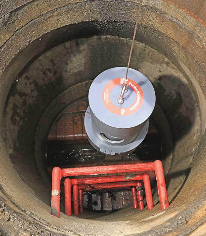 Rattenköderbox für den Einsatz im Kanal - kein Wasserkontakt der Biozide
