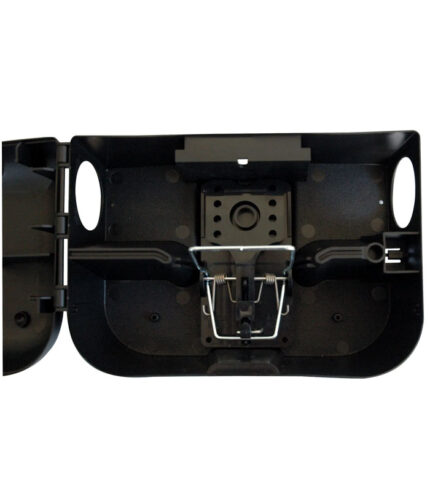 Köderbox für Ratten mit Schlagfalle bestückt